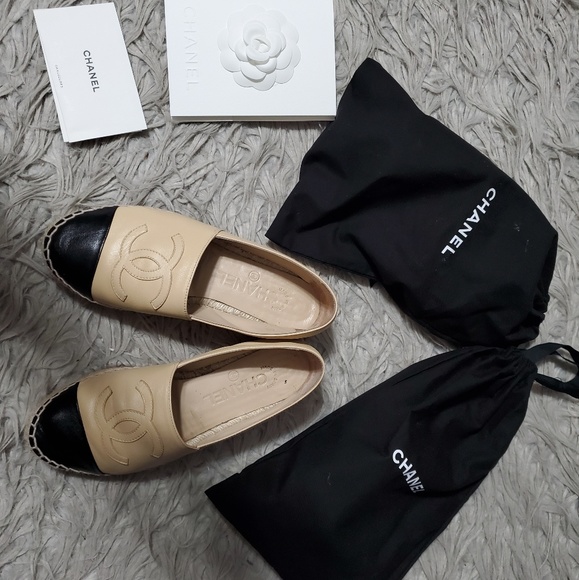 CHANEL ESPADRILLES - Picture 2 of 5